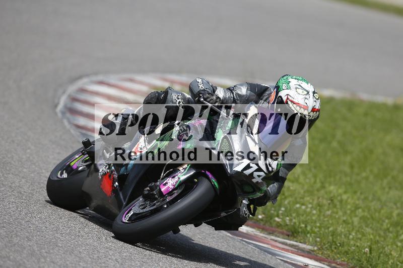 /Archiv-2024/29 12.06.2024 MOTO.CH Track Day ADR/Gruppe blau/114